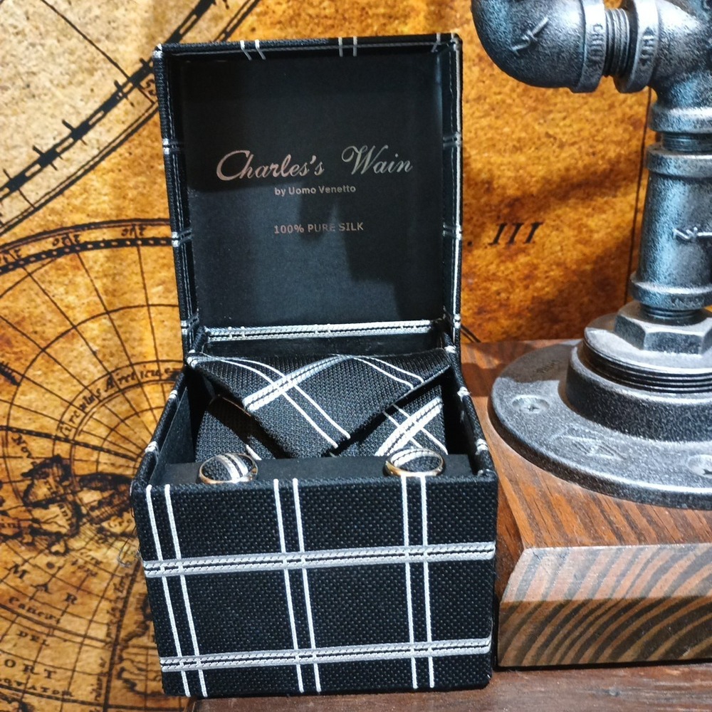 Mens Tie 61" And Cufflinks In Box Gift Set Charles's Wain Black And White